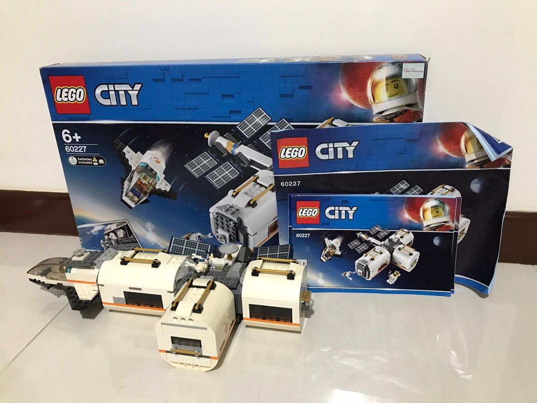 Lego 60227 review top