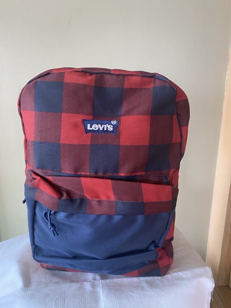 Levi’s Backpack BNWT (Category: Backpacks) located in Quezon City. Submitted by fesionguru (Listing ID 1311395651, Image 1). Description: .