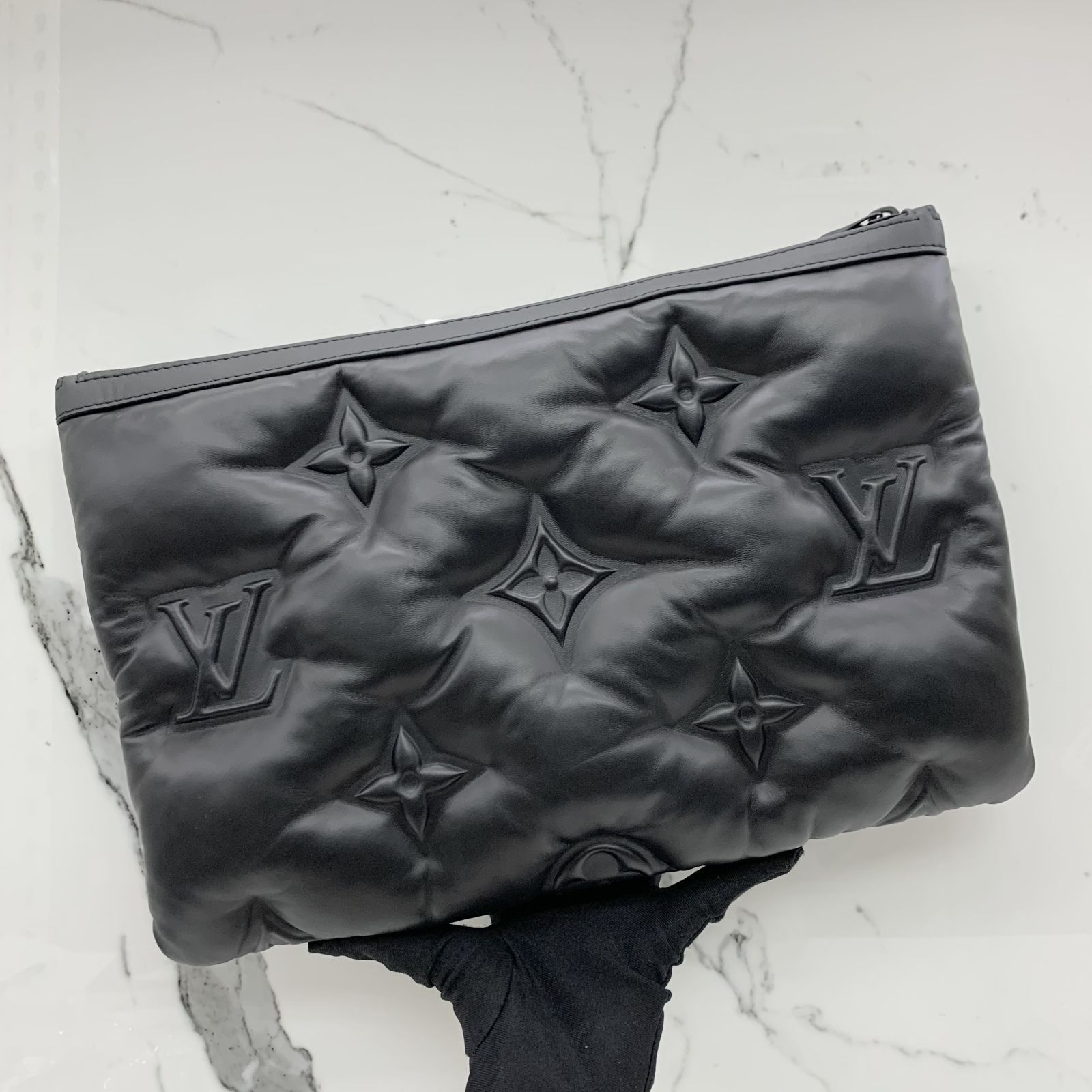 LOUIS VUITTON M68775 BLACK BUBBLEGRAM POCHETTE A4 CLUTCH VIRGIL ABLOH 247029739