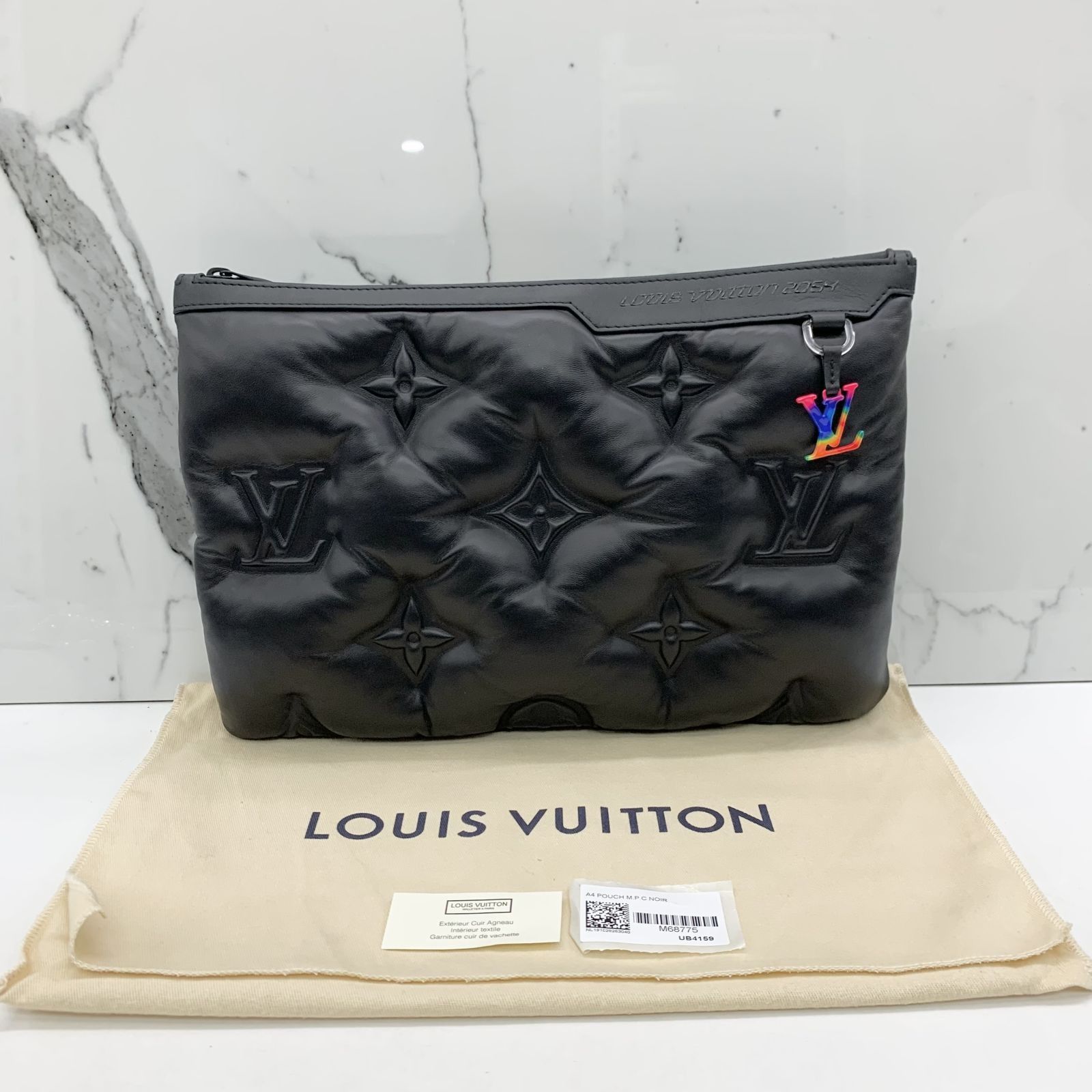 LOUIS VUITTON M68775 BLACK BUBBLEGRAM POCHETTE A4 CLUTCH VIRGIL ABLOH 247029739