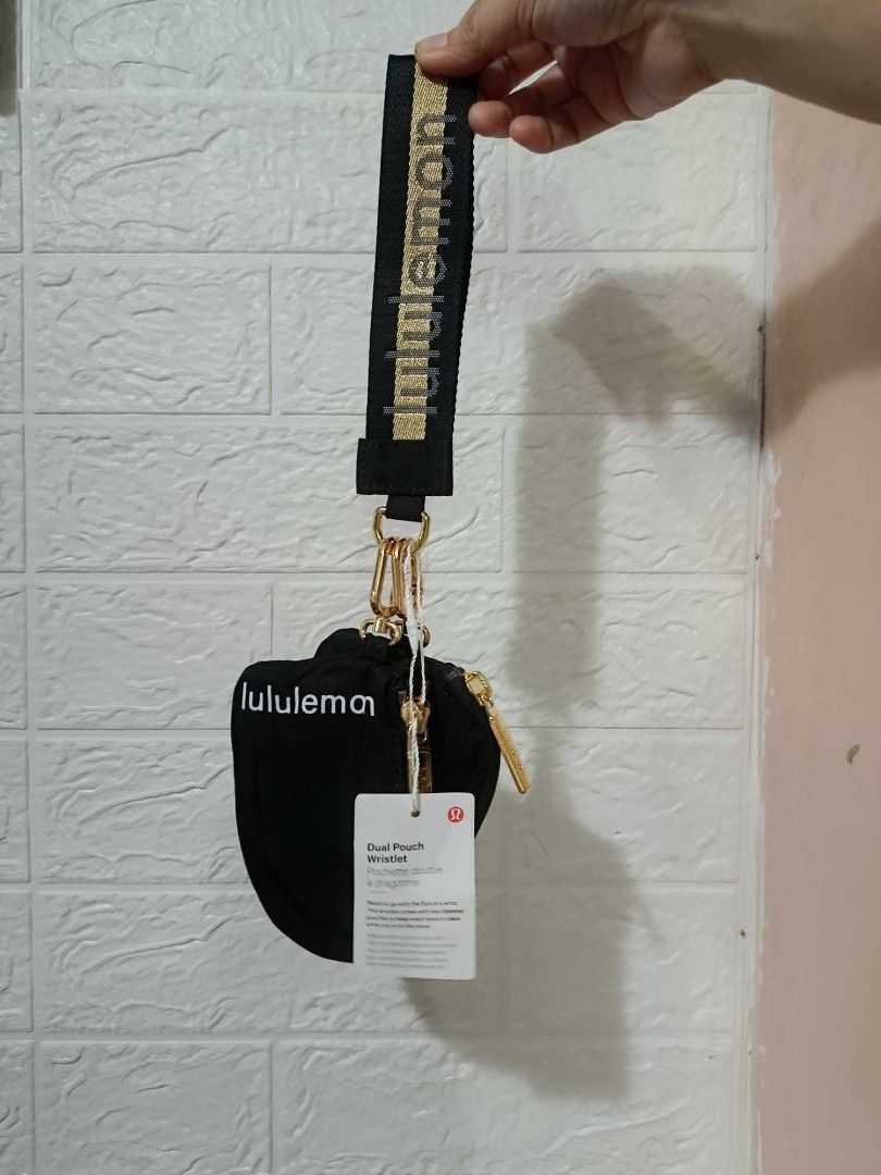 Lululemon 2 in 1 purse (Category: Wallets & Card holders) located in Cavite. Submitted by sweetalittlemonstertoo (Listing ID 1311351259, Image 2). Description: actual pic posted mop g cash sf j&t.