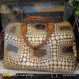 (Category: ) located in . Submitted by rarebag (Listing ID 1311514132, Image 1). Description: .