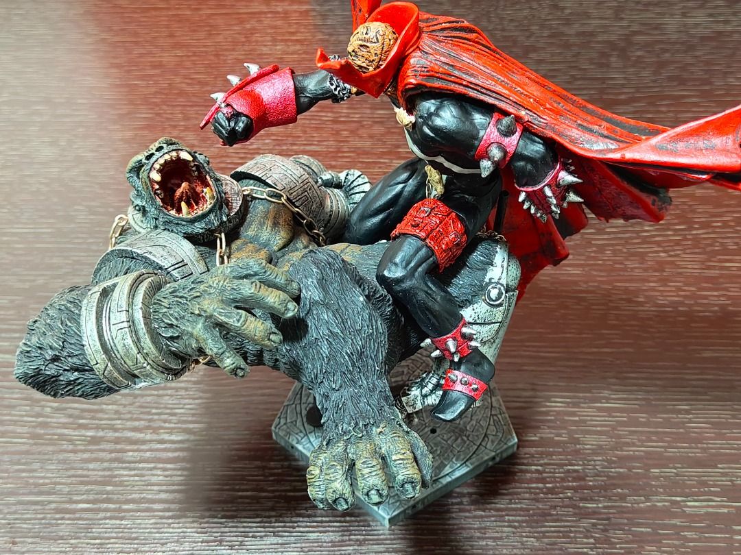 McFarlane Spawn vs. Cy-Gor Series 26, Hobbies & Toys, Toys & Games