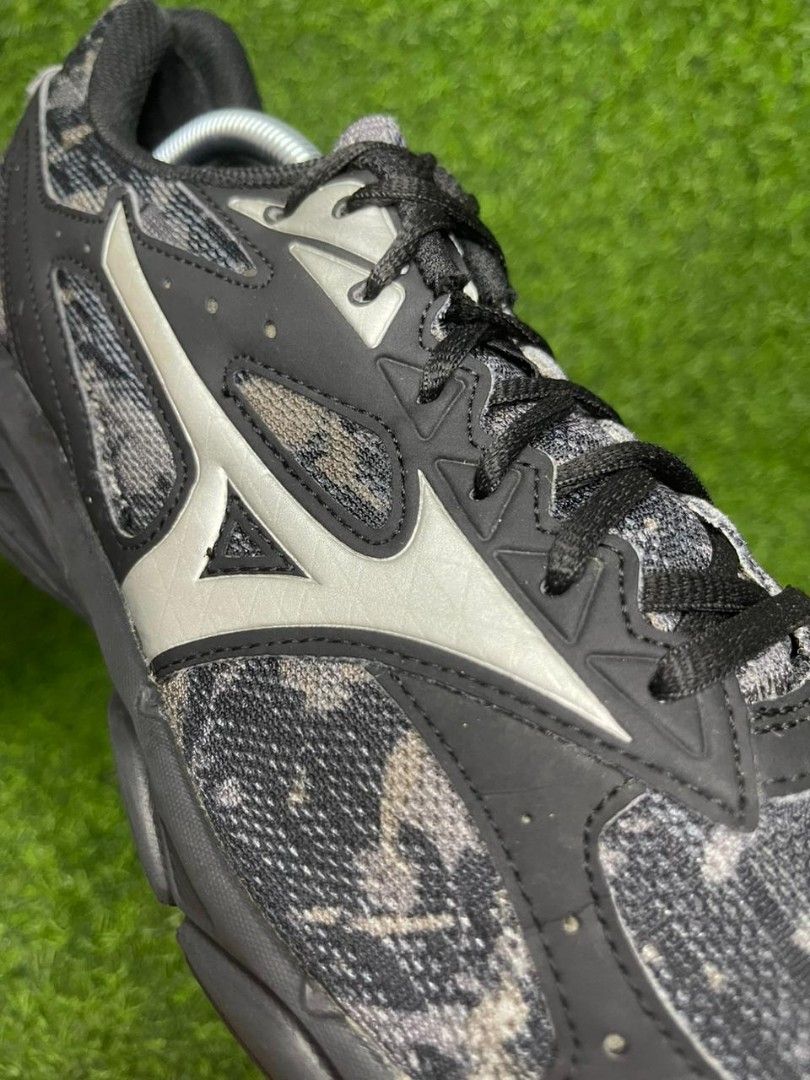 Mizuno spark 3 deals
