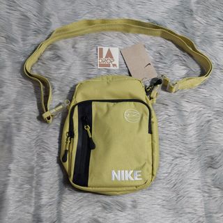(Category: ) located in . Submitted by yeahliao.ll (Listing ID 1311511074, Image 1). Description: .