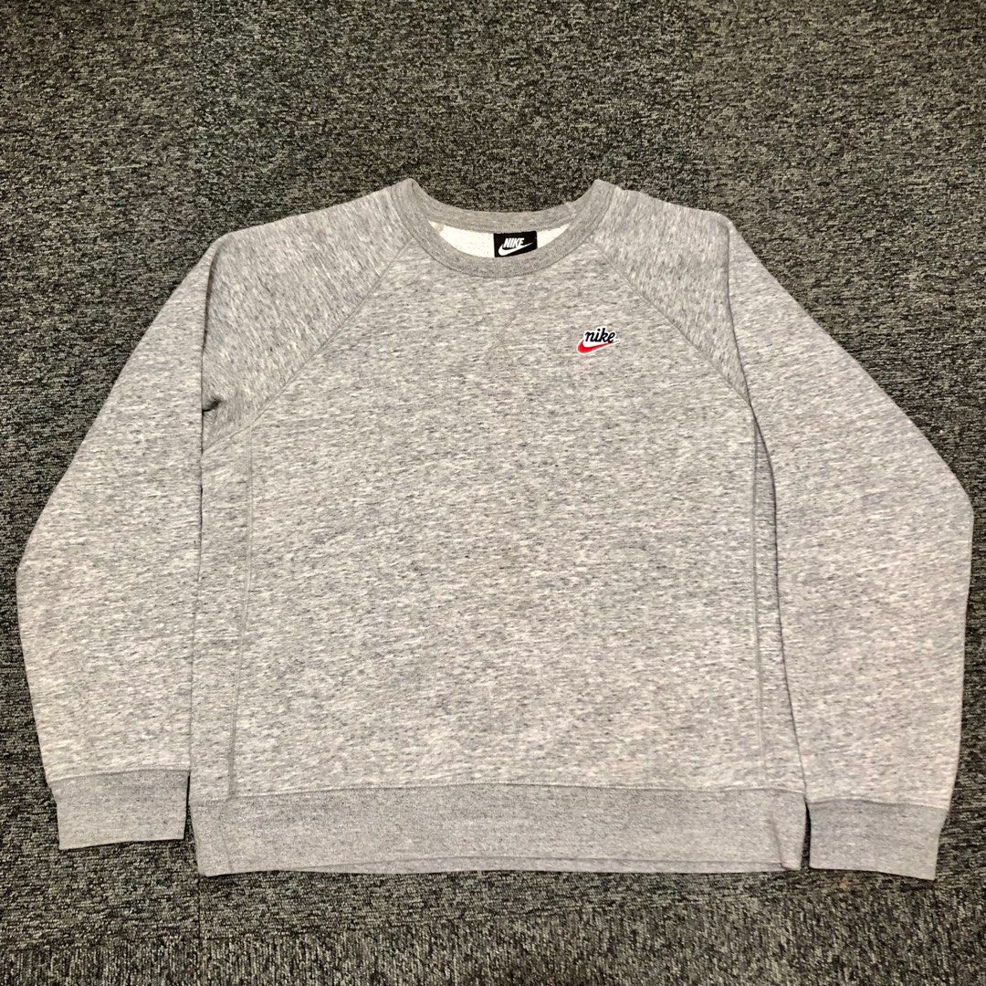 Nike heritage sweater online