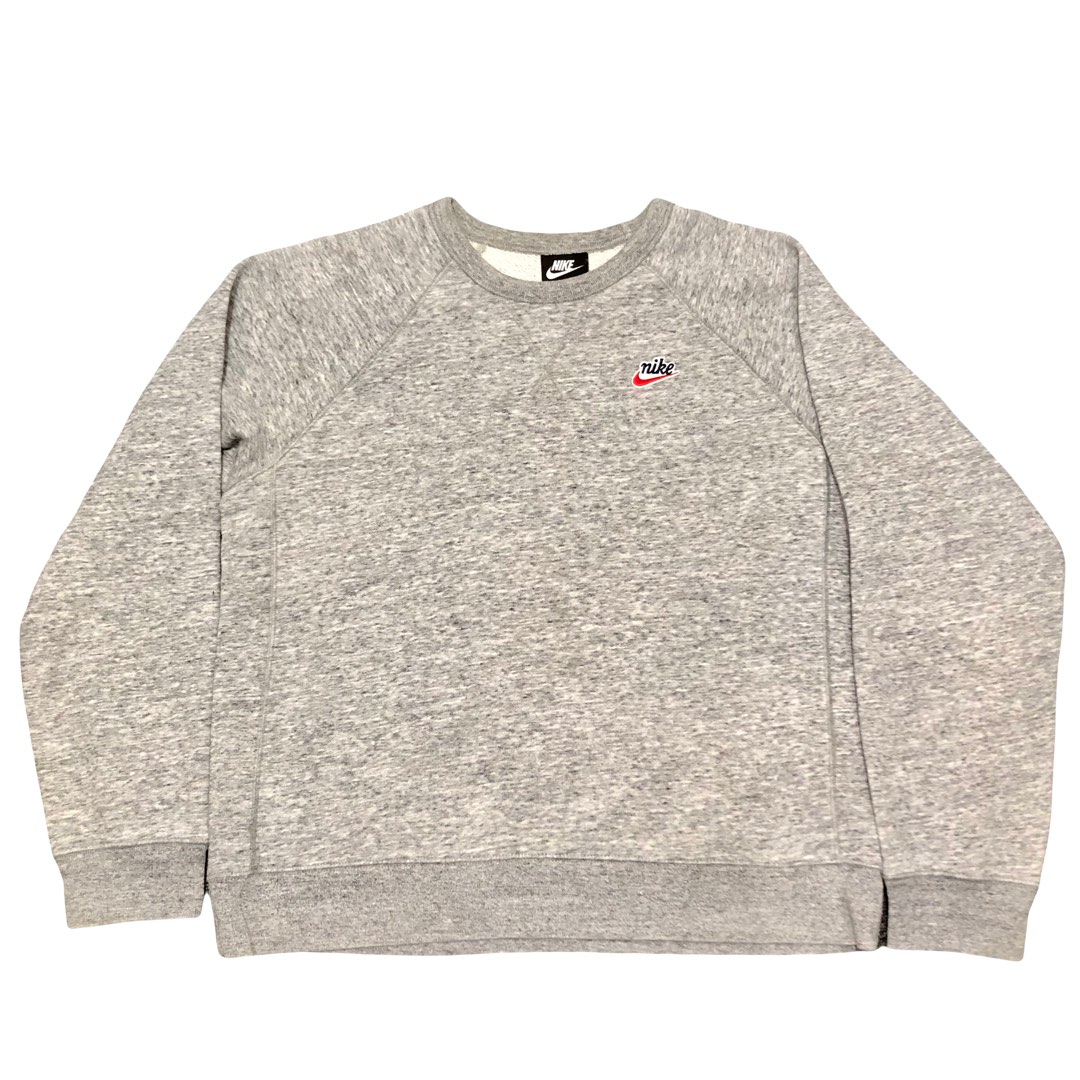 NIKE HERITAGE SWEATER Men s Fashion Coats Jackets and Outerwear on Carousell