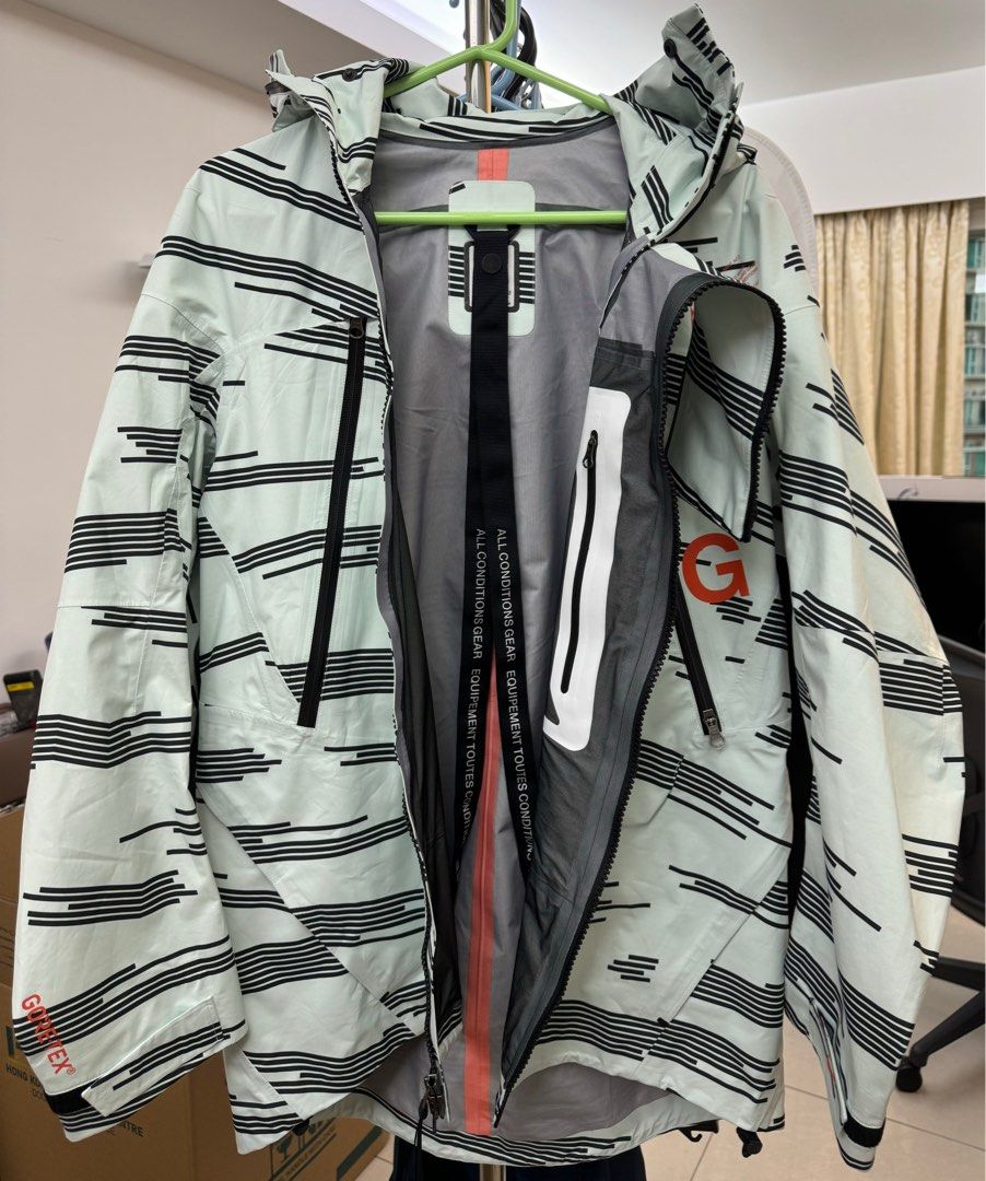 Nike alpine jacket top