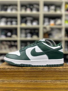 (Category: ) located in . Submitted by sneakers.too (Listing ID 1311407804, Image 1). Description: .