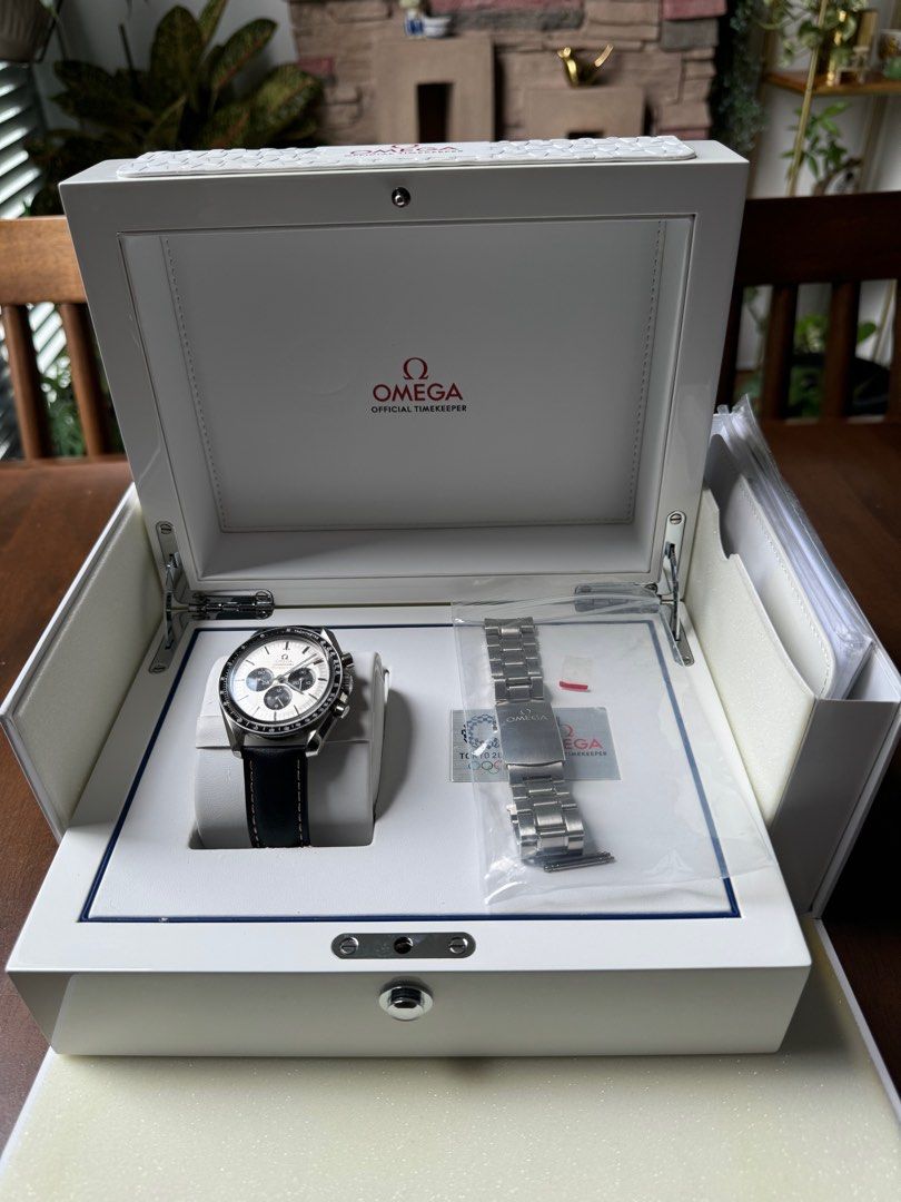 Omega Panda Speedmaster Fire Sale Luxury Watches on Carousell