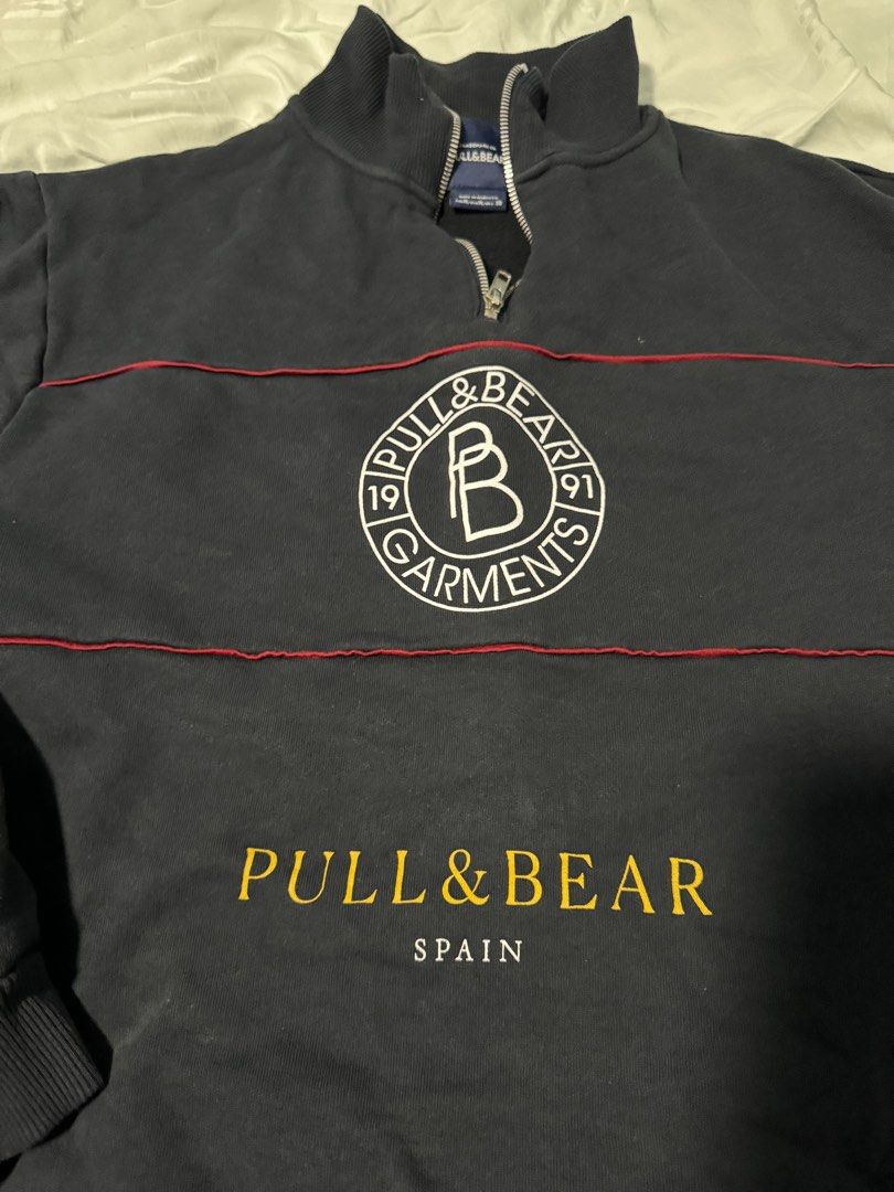 Pull & Bear Jacket (Category: Coats, Jackets and Outerwear) located in Singapore. Submitted by icycold_yu (Listing ID 1311373453, Image 2). Description: .