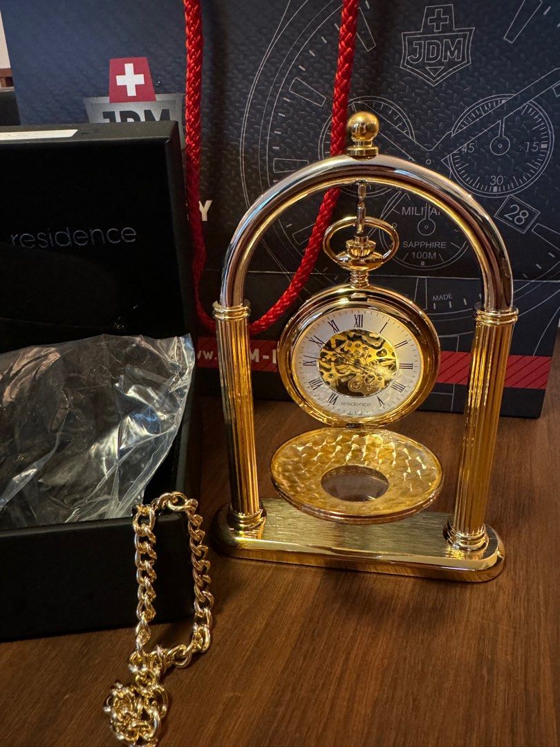 Residence pocket watch online