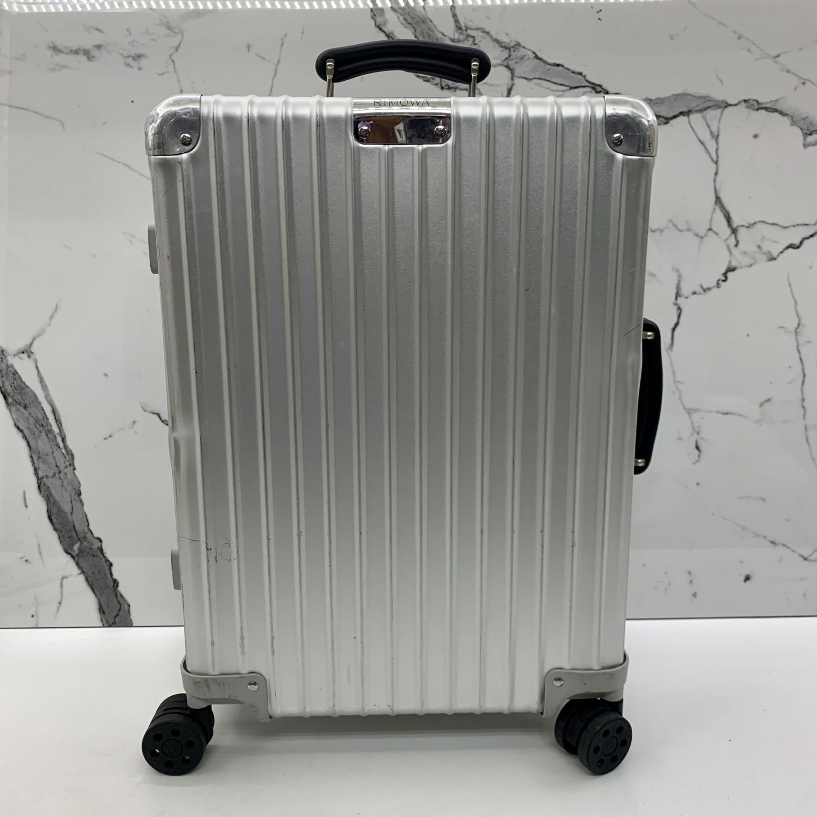 RIMOWA Classic Flight CABIN 33L Rimowa Classic Flight Cabin 33L