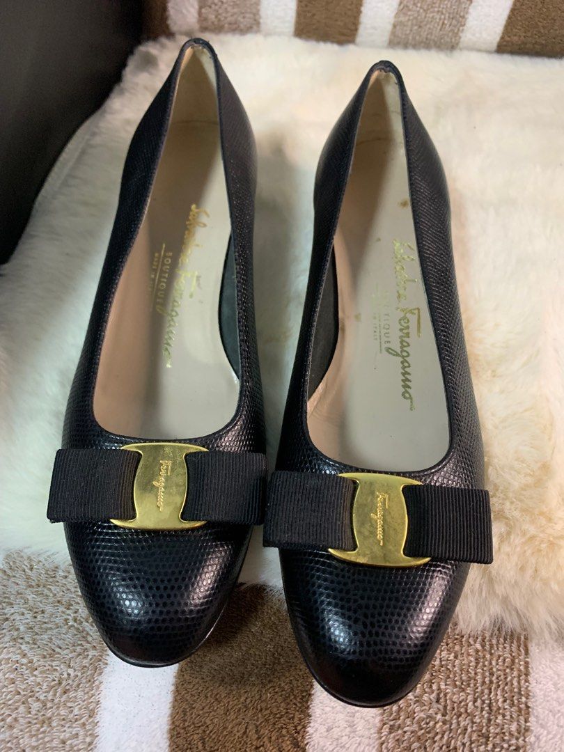 Ferragamo doll shoes shop