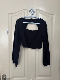 (Category: ) located in . Submitted by wardrobe-b (Listing ID 1311423203, Image 1). Description: .