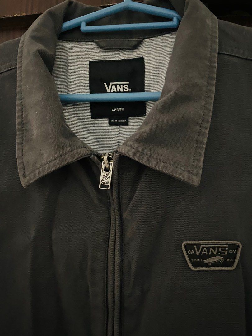 Vans Jacket Men s Fashion Coats Jackets and Outerwear on Carousell