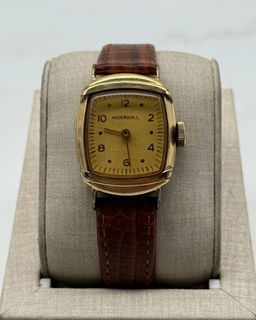(Category: ) located in . Submitted by _classicwatchcollection (Listing ID 1311408188, Image 1). Description: .