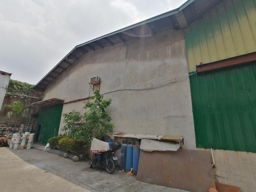 Warehouse in Victoneta Malabon (Category: Commercial) located in Navotas City. Submitted by a2crealty (Listing ID 1311354446, Image 2). Description: For Direct Buyer Only!!! Along the Main Road of Victoneta with Lot Area 3400 sqm Floor Area 4000 sqm Highest Portion of Victoneta Flood Free, Ready to be used. Price at P120k per sqm Neg. For Inquiries Pls Call: 09175862288.
