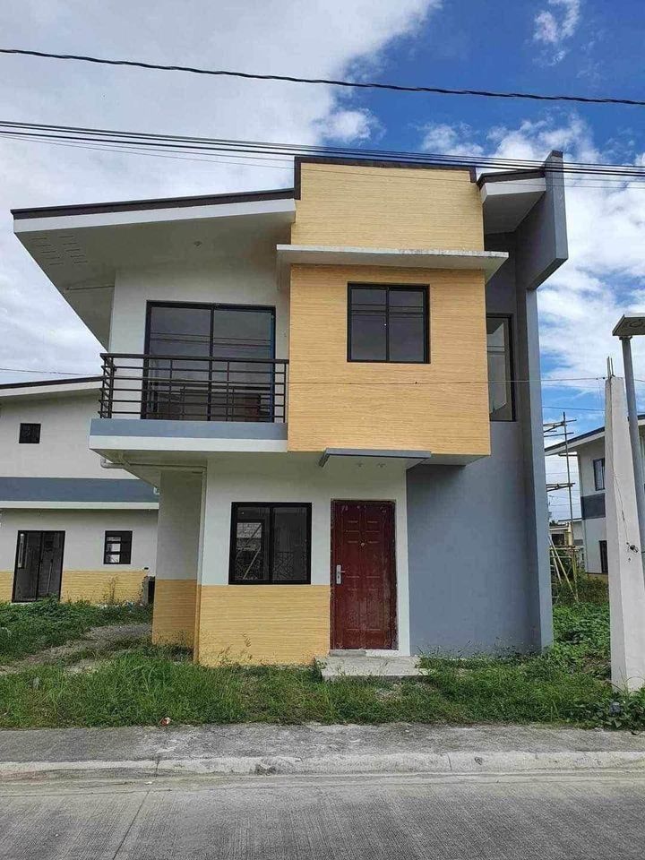 3 Bedrooms 2 Storey Single Attached House And Lot For SALE Sta. Rosa, Laguna with FREE SOLAR