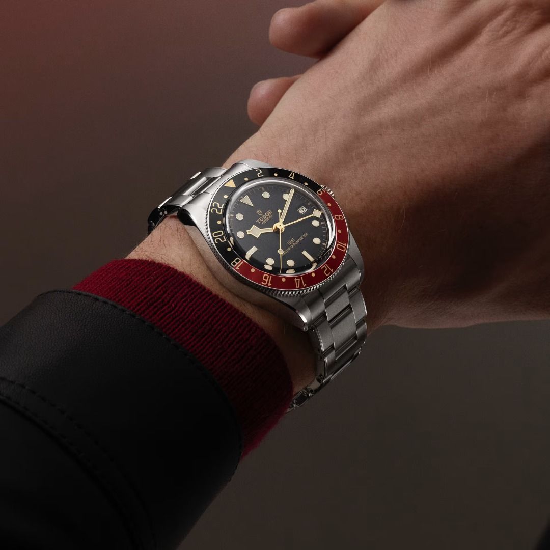 100 Tudor BLACK BAY 58 GMT M7939G1A0NRU 0001 39mm steel case Black and burgundy bezel 41mm steel case Jubilee Bracelet Black