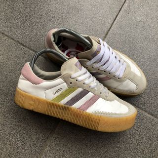(Kategori: ) berada di . Dikirim oleh ur.secshoes (ID iklan 1306781763, Gambar 1). Deskripsi: .