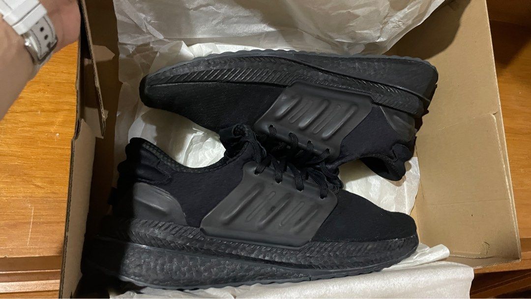 Adidas XPLR Boost size 12.5 comfy AF triple black