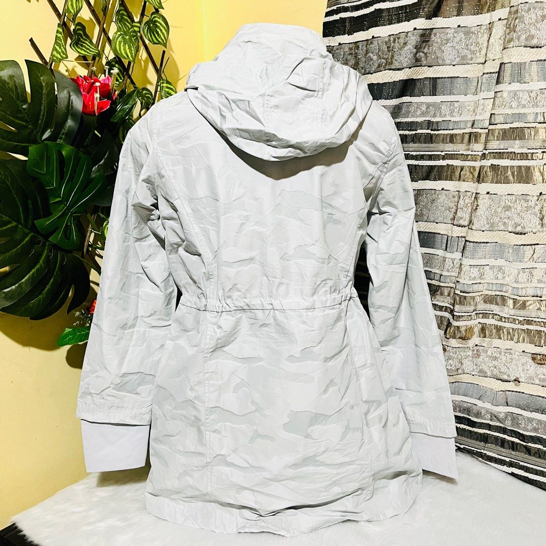ATHLETIC WORKS WINDBREAKER WEATHERPROOF HOODIE JACKET COAT ZIPPER VINTAGE WHITE CAMOU LARGE 23.5x34