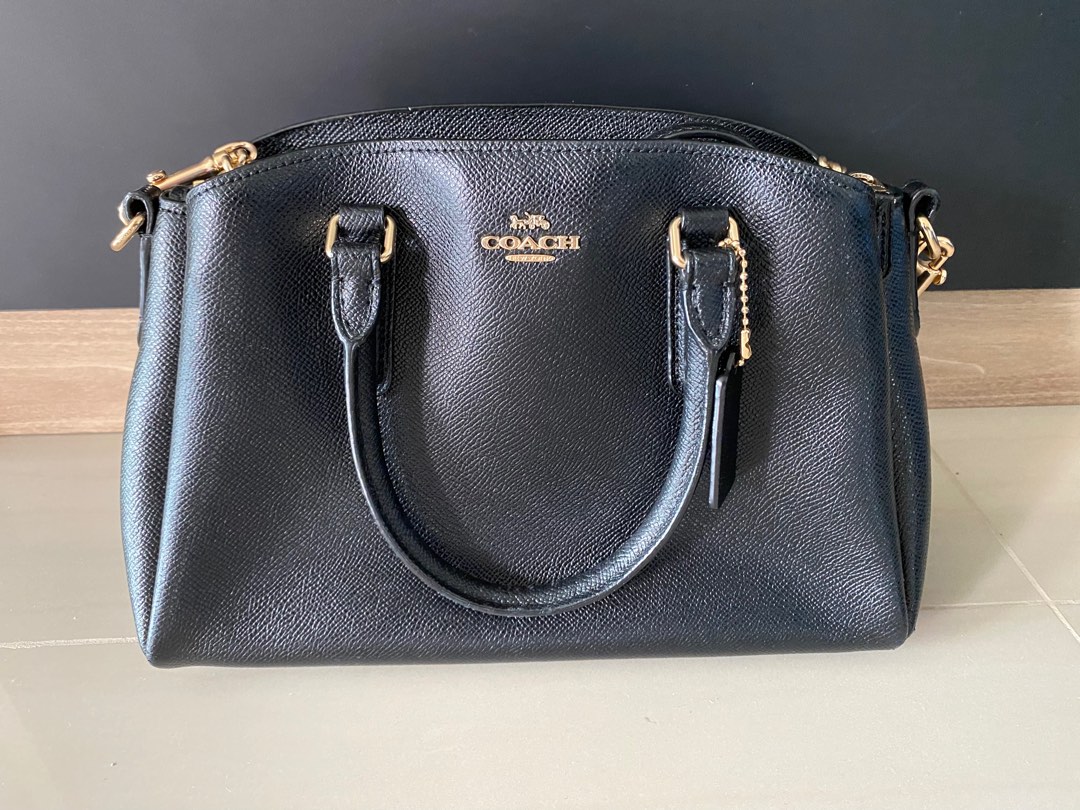 Authentic Coach Bag, Women's Fashion, Bags & Wallets, Shoulder