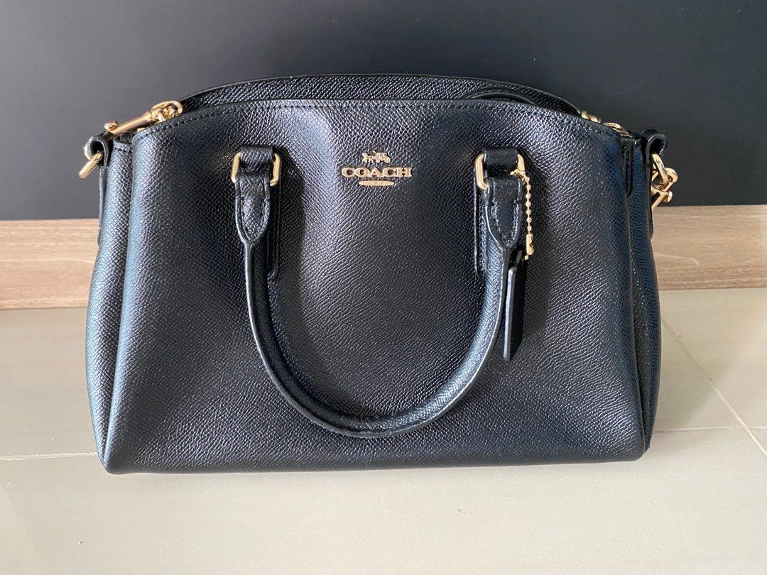 Authentic Coach Bag, Women's Fashion, Bags & Wallets, Shoulder
