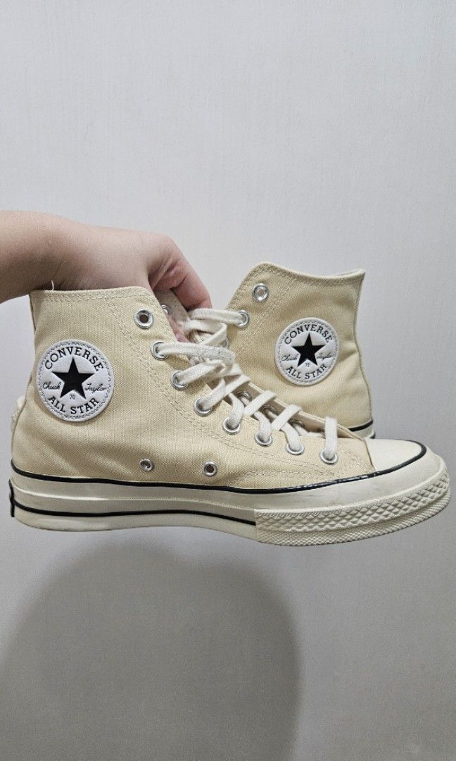 Converse Chuck 70 Pastel Yellow High Top (Category: Sneakers) located in Cebu City. Submitted by jantry3467 (Listing ID 1306816235, Image 1). Description: NEGOTIABLE PRICING Size: M - 6.5 W - 8.5 EUR - 39.5 25 CM.