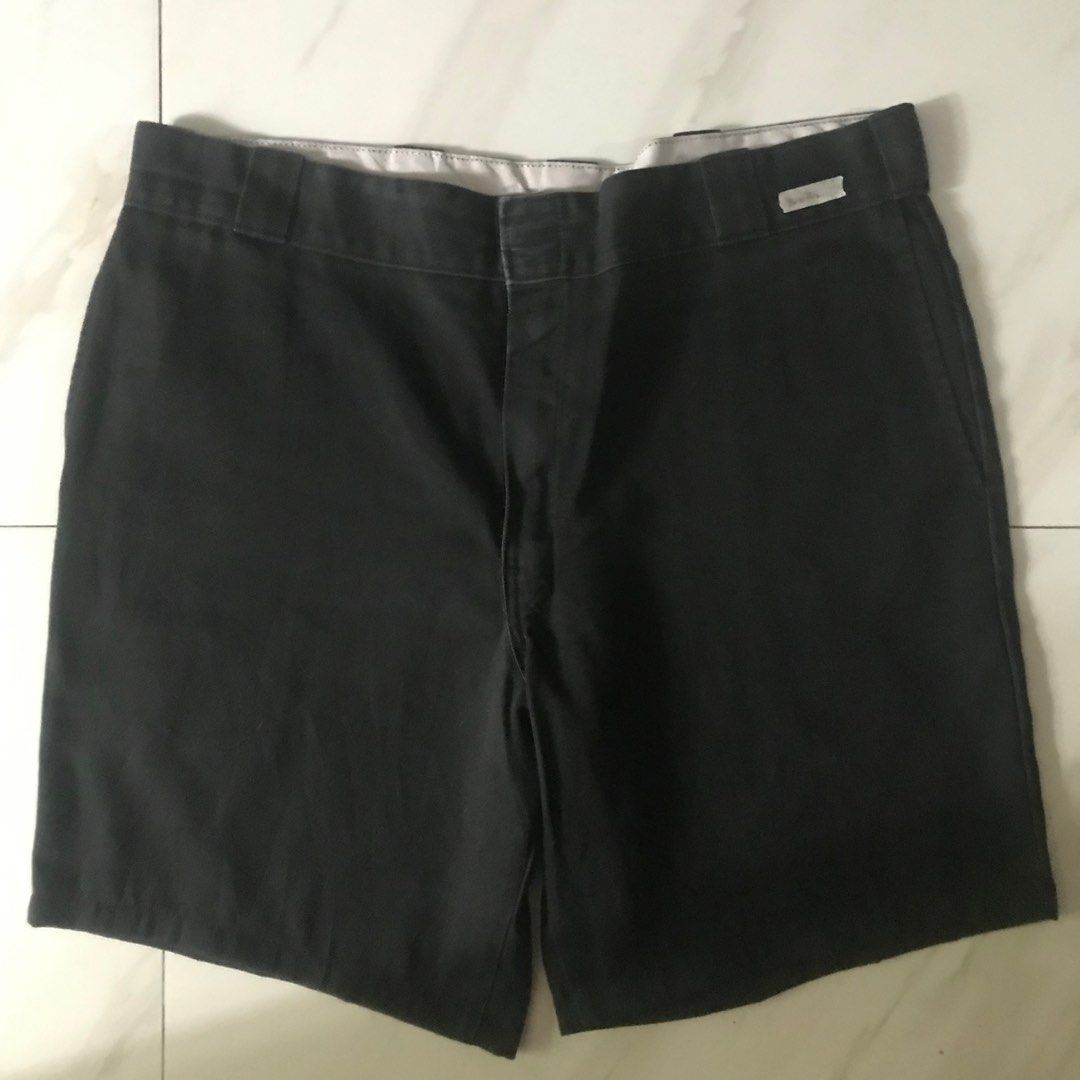 Dickies 874 cut (Category: Shorts) located in Antipolo. Submitted by stored_stuff (Listing ID 1306820368, Image 1). Description: condition 8/10 dimes 36x18.5x12.