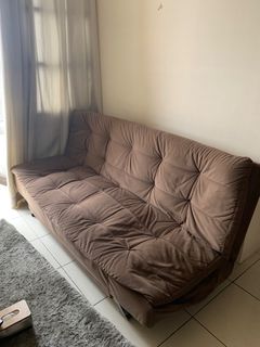 (Kategori: ) berada di . Dikirim oleh syaviraaa (ID iklan 1306803695, Gambar 1). Deskripsi: .