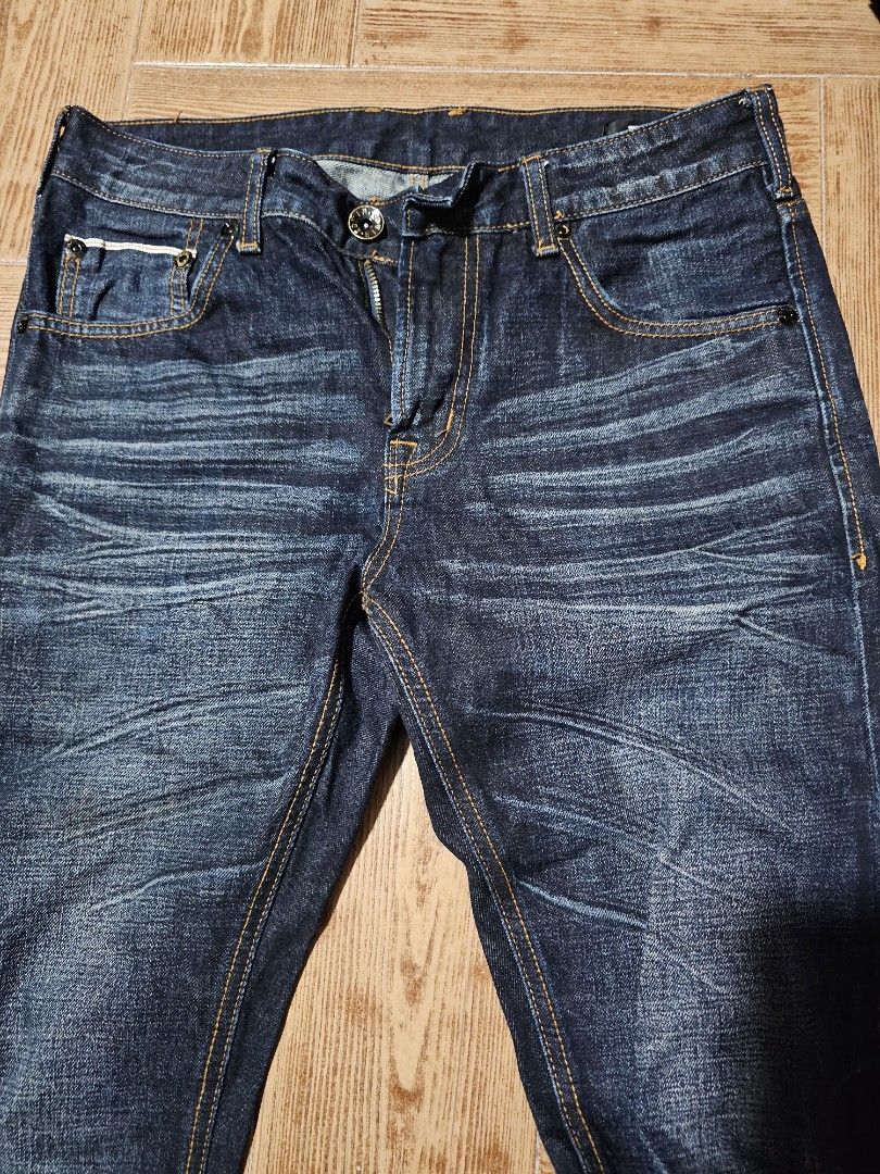 EDWIN (Category: Jeans) located in Singapore. Submitted by justsellar (Listing ID 1306856058, Image 7). Description: Edwin Selvage Slim Straight denim for sale. Got it as a gift. I put it on like 2 times only. Like new. Size 30..