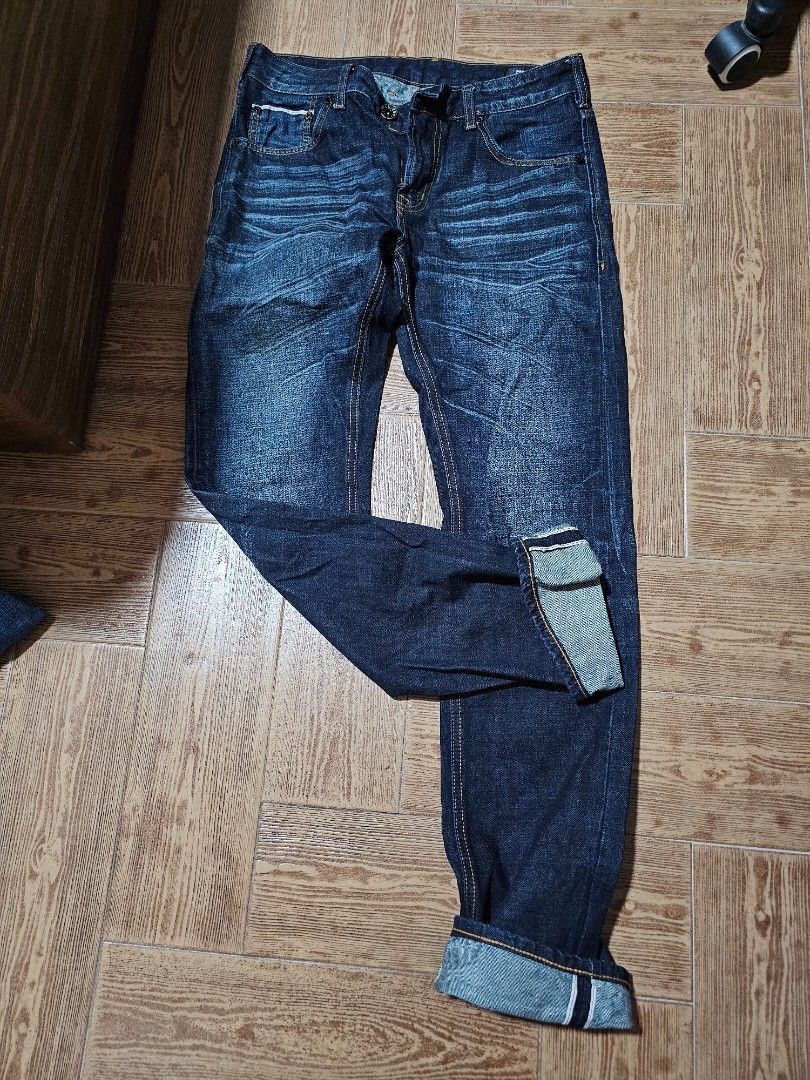 EDWIN (Category: Jeans) located in Singapore. Submitted by justsellar (Listing ID 1306856058, Image 4). Description: Edwin Selvage Slim Straight denim for sale. Got it as a gift. I put it on like 2 times only. Like new. Size 30..