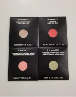 (Category: ) located in . Submitted by makeup.finds (Listing ID 1306874189, Image 1). Description: .