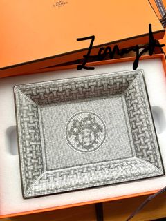 （分類：）位於 。 由 zanayaka 提交（商品編號 1306865552，圖片 1）。簡介： 。