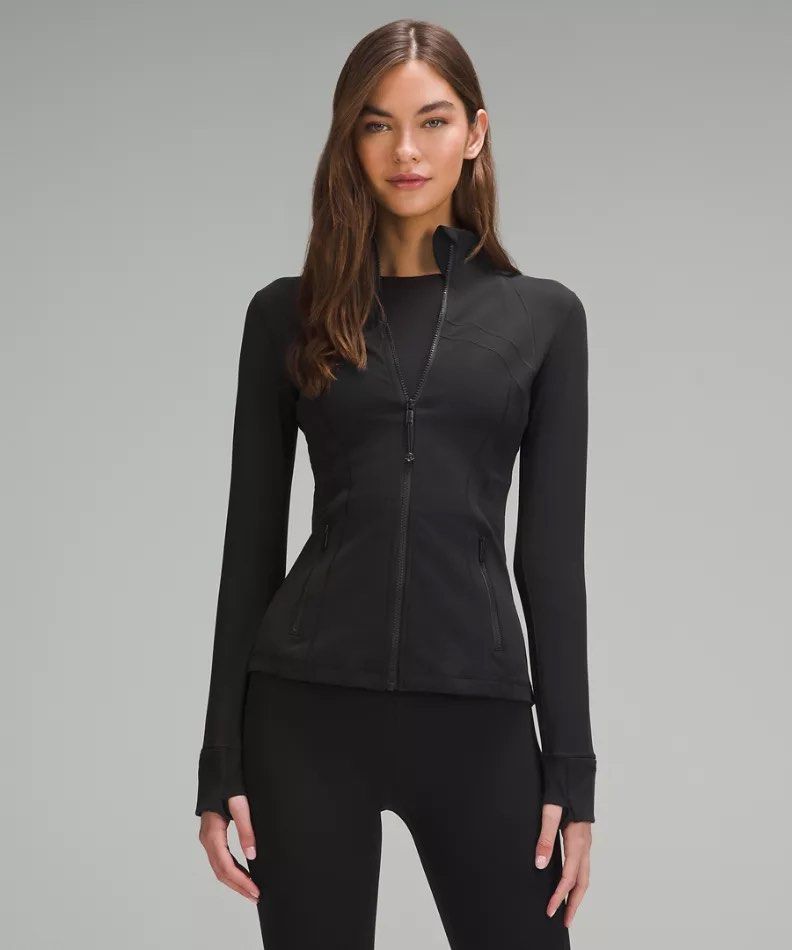 Original Lululemon Define Jacket Nulu in Black Size 6 (Category: Activewear) located in San Juan City. Submitted by gwangju (Listing ID 1306884764, Image 1). Description: Lululemon Define Jacket Nulu in Black Size 6 🔘 BRAND NEW 🔘 From Bangkok, Thailand 🔘 Never been used 🔘 Can deliver upon payment RFS: too long for me 💸 Payment method: GCash 📍 Location: San Juan, MM 🚚 Courier: Grab/Lalamove.