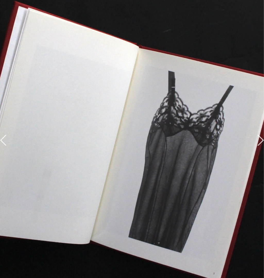 石内都 Mother's Miyako Ishiuchi 日本書 写真集 攝影書 攝影集 写真集 日版, 興趣及遊戲, 書本 & 文具, 雜誌 ...