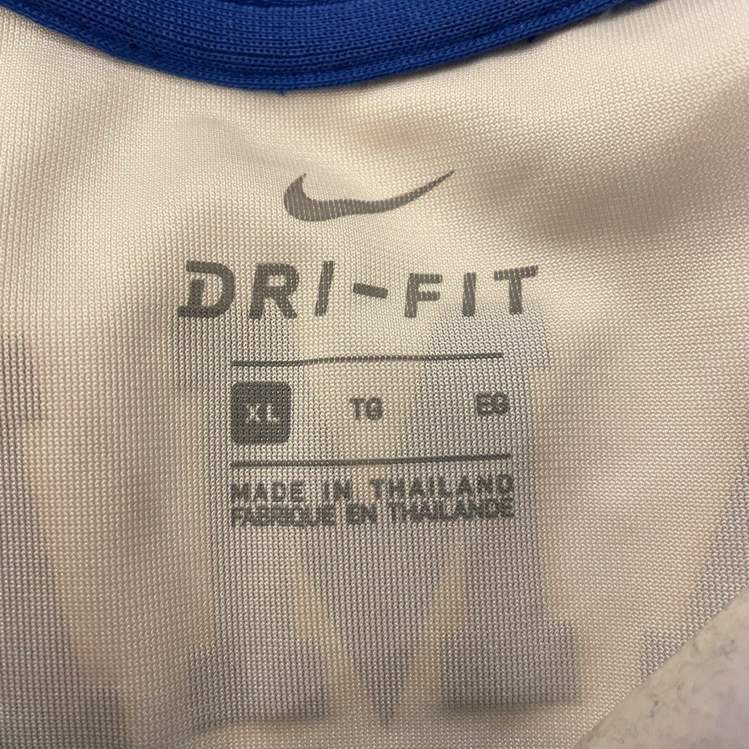 Nike Lebron James Space Jam Tune Squad Jersey (Category: Activewear) located in Quezon City. Submitted by emporium.vtg (Listing ID 1306856722, Image 3). Description: Nike Lebron James Space Jam Tune Squad What’s Up Doc White Jersey Bought from StockX Nike Tag Size XL Dimensions: 23.5”x32” Brand New condition w/ hang tags.