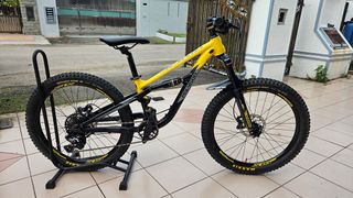 (Category: ) located in . Submitted by d3enduro (Listing ID 1306858456, Image 1). Description: .