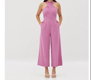 (Category: ) located in . Submitted by stylesimplified (Listing ID 1306845756, Image 1). Description: .