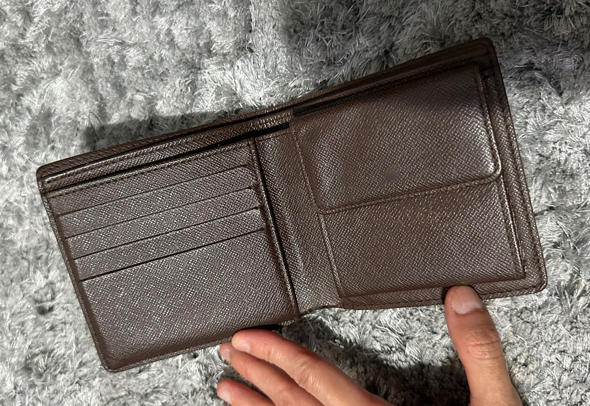 Rare Piece with Coin Compartment Authentic Vintage Louis Vuitton Damier Ebene Monogram Multiple Mens Bi Fold Wallet with Coin Compartment