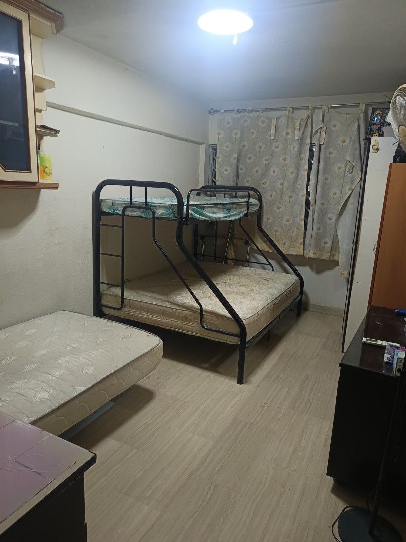 Rent for Common room 3 pax near Bukit Batok MRT  1 pax $60063226717484929112