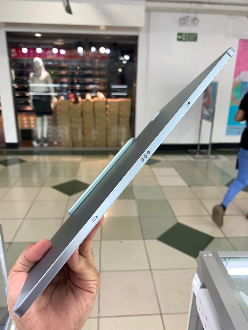 Samsung Tab S7 fe 128gb (Category: Android) located in Manila. Submitted by arzillah (Listing ID 1306878735, Image 3). Description: Samsung Tab S7 fe 128gb Wifi only Slightly use With pen No dents No scratches No issue All working Open for COD/COP + SF Manila area ( sameday delivery) Province area (via LBC) required DP to avoid cancellations Physical store: Greenhills Shopping Center, 2ndfloor, stall#: Ai 11 Contact#: 09482217224 Page: Arzillah G