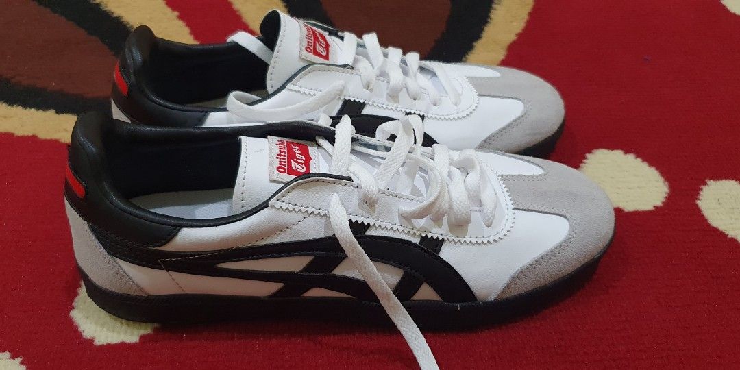 Sepatu onitsuka tiger tokuten size 43 TH9J4L made in japan Fesyen Pria Sepatu Sneakers di Carousell
