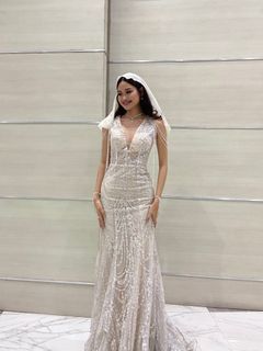 SILVER CREAM EVENING GOWN W/  VEIL FOR RENT