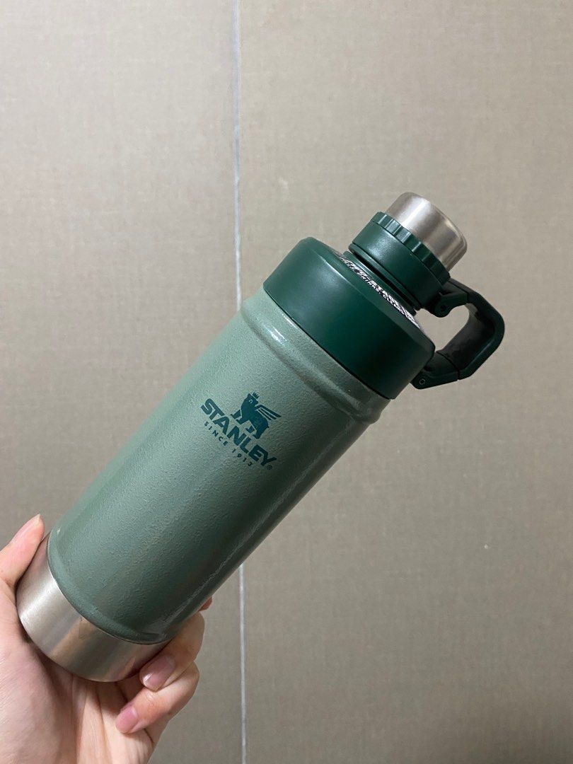 Stanley x VANS limited edition tumbler (Category: Water Bottles & Tumblers) located in Singapore. Submitted by chickenmann (Listing ID 1306859378, Image 1). Description: .