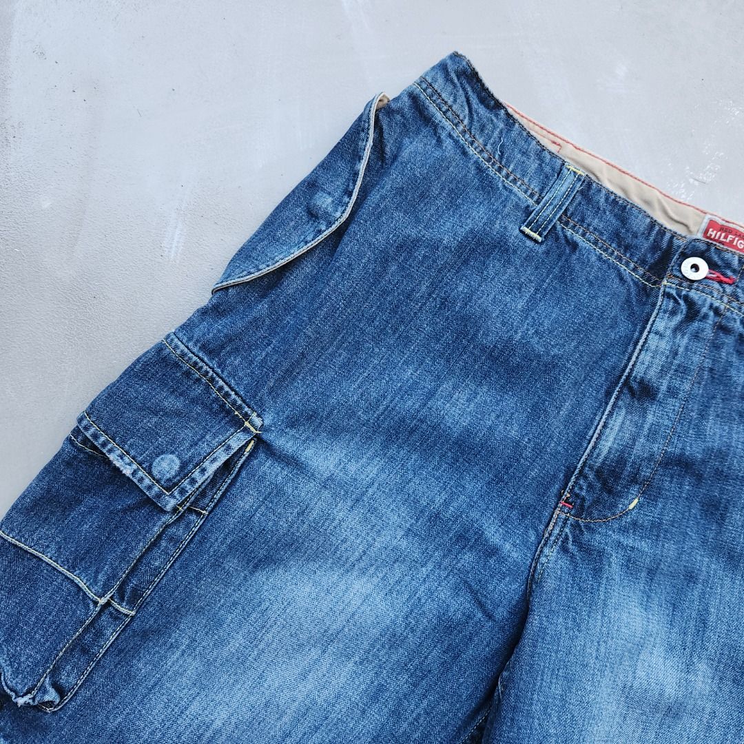 Tommy Hilfiger Six Pocket Jorts (Category: Shorts) located in Legazpi City. Submitted by fieldday (Listing ID 1306790452, Image 3). Description: Tommy Jeans Red Label Cargo Jorts Tagged 34 Loose fit Measurements: Waist 34" Front Rise 14" Thigh 14" Length 22" Hem/Leg Open 12" No Issue.