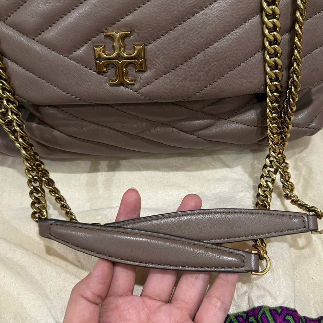 Tory Burch Kira Taupe Tory Burch 56757 Kira Chevron Tote Classic Taupe
