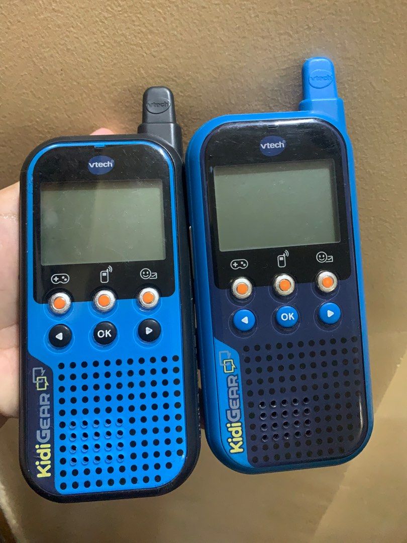 Vtech KiddieGo Walkie Talkie (Category: Walkie-Talkie) located in Paranaque City. Submitted by macks_toys (Listing ID 1306757329, Image 1). Description: 📌 You may send DM for your inquiries. 🍀 From Japan/UK Surplus items 🍀 Working well with clean battery slots 🍀 Battery not included upon purchase 🍀 Like new 🍀 650-foot range 🍀 Include four two -player games for real-time gaming 🍀 Requires 6 AAA batteries 🍀 Can send animated messages back 
